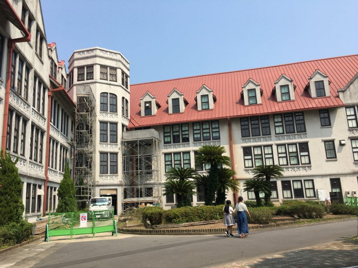 活水女子大学　東山手キャンパス　本館外観